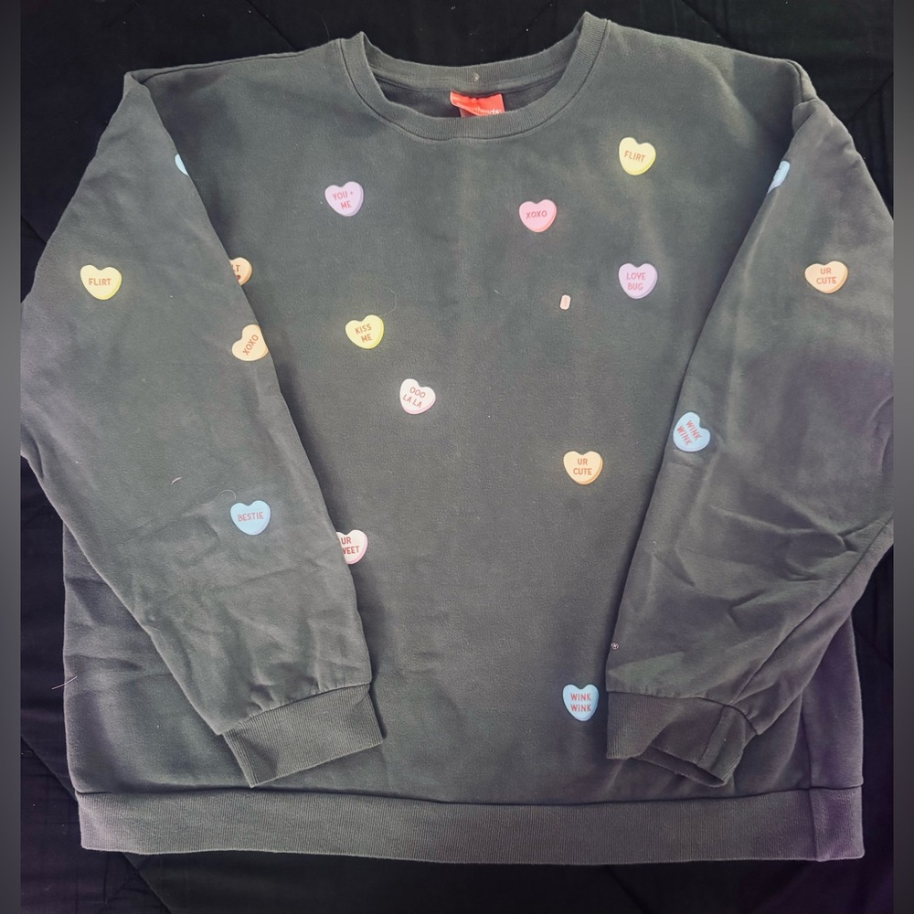 Great Conversation Heart Swestshirt